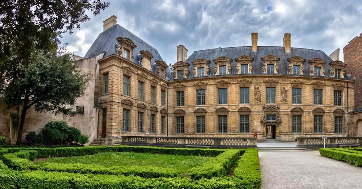 Un hôtel particulier du Marais à Paris, lieu privatisable pour une soirée ou un séminaire d'entreprise